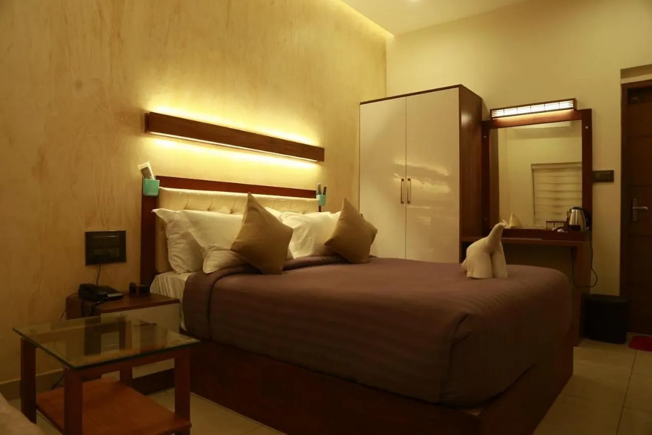Casa Orchid Hotel Alappuzha Resort